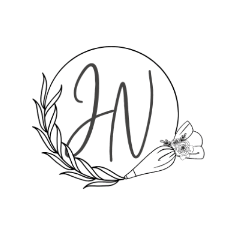 Custom Cakes by Jennifer Noble